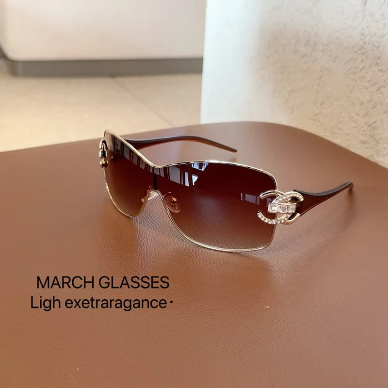 Linked-Frame Luxury Sunglasses β Bold & Modern