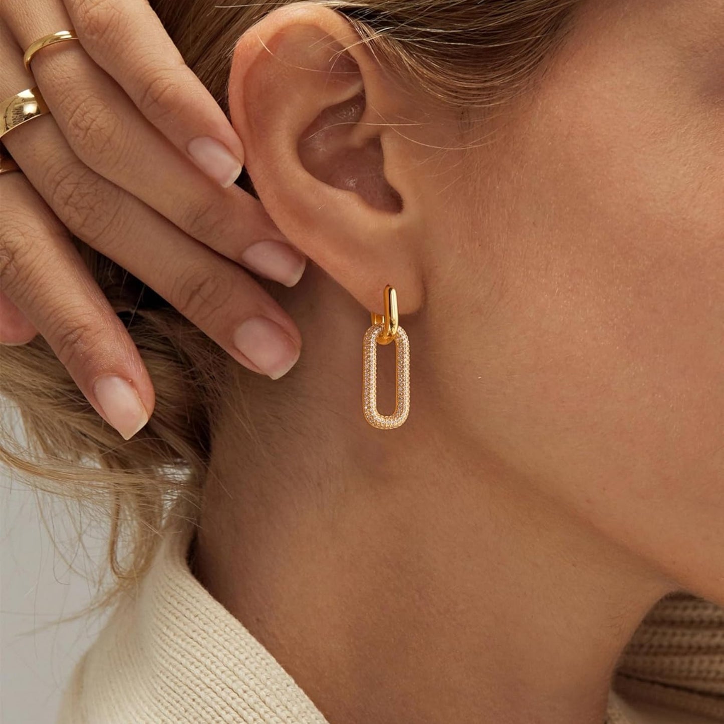 Paperclip Chain Hoop Earrings – Lightweight Trend