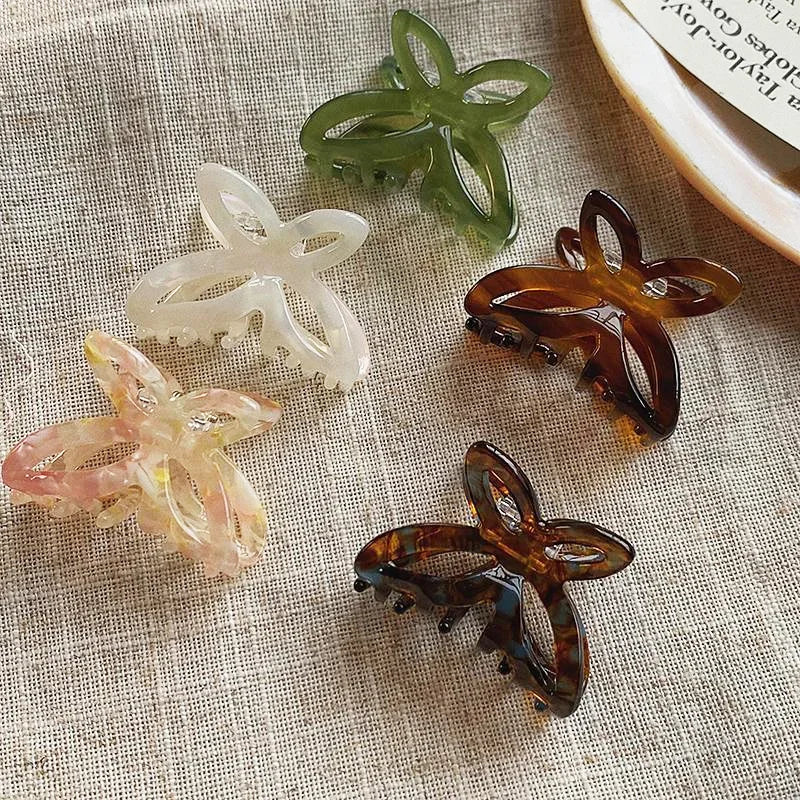 Butterfly Half-Tie Hair Clip – Back-of-Head Chic
