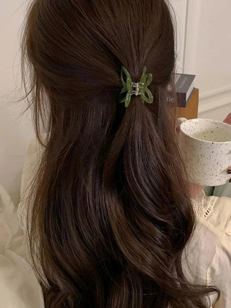 Butterfly Half-Tie Hair Clip – Back-of-Head Chic