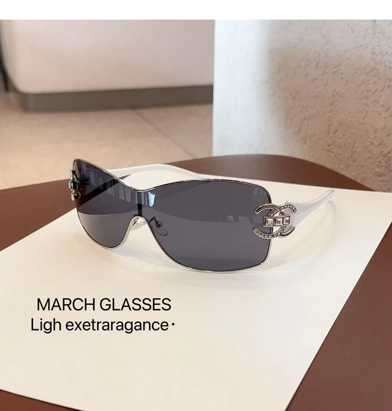 Linked-Frame Luxury Sunglasses – Bold & Modern