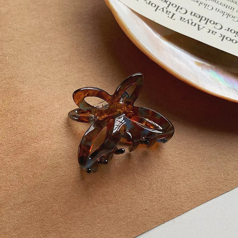 Butterfly Half-Tie Hair Clip – Back-of-Head Chic