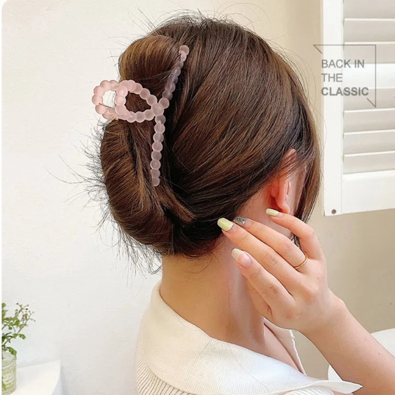 Strong Hold Hair Claw – For Thick Hair