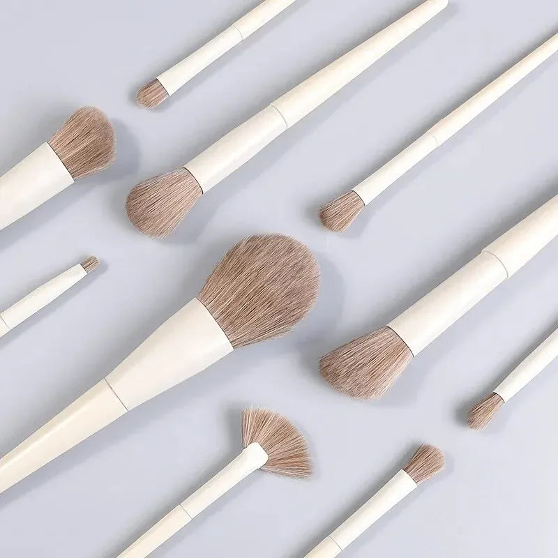10-Piece Makeup Brush Set – Blend & Buff