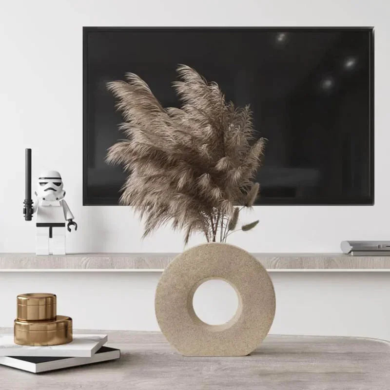 Nordic Donut Vase – Hollow Minimal Sculpture