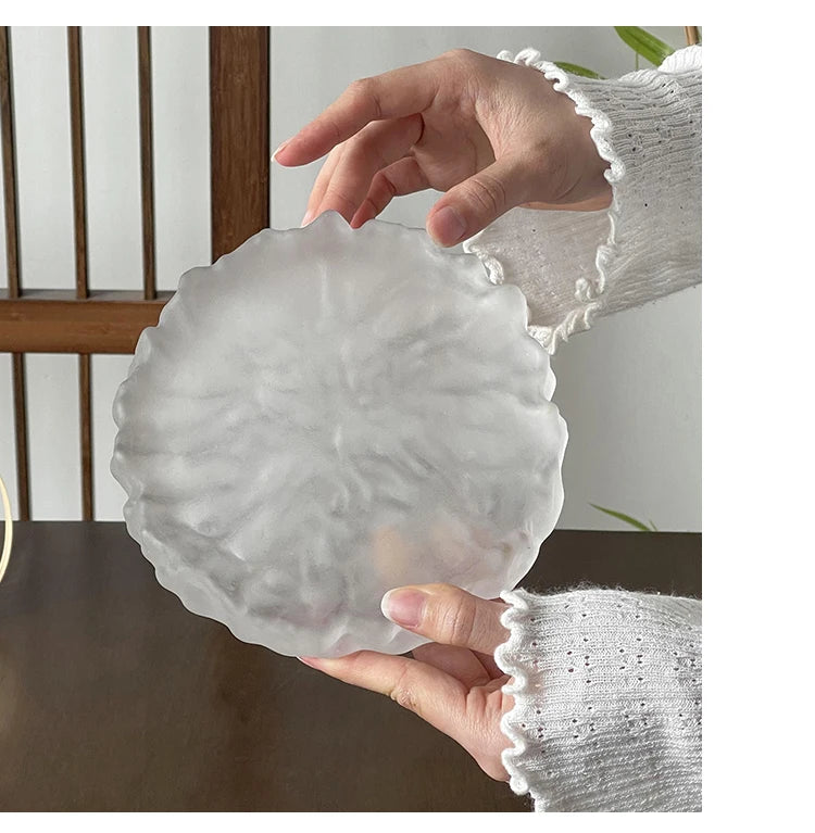 Frosted Glass Plate – Minimal Transparent Dinnerware
