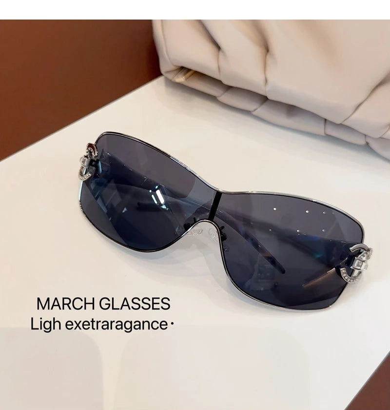 Linked-Frame Luxury Sunglasses – Bold & Modern