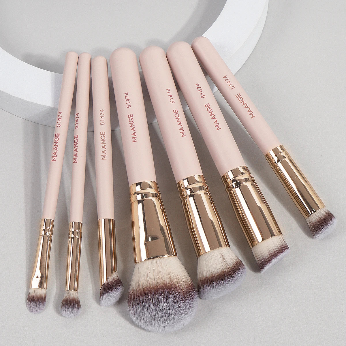 MAANGE 7-Piece Makeup Brush Set – Everyday Essentials