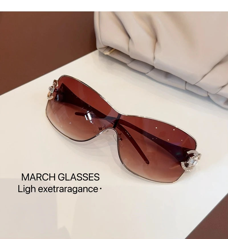 Linked-Frame Luxury Sunglasses – Bold & Modern