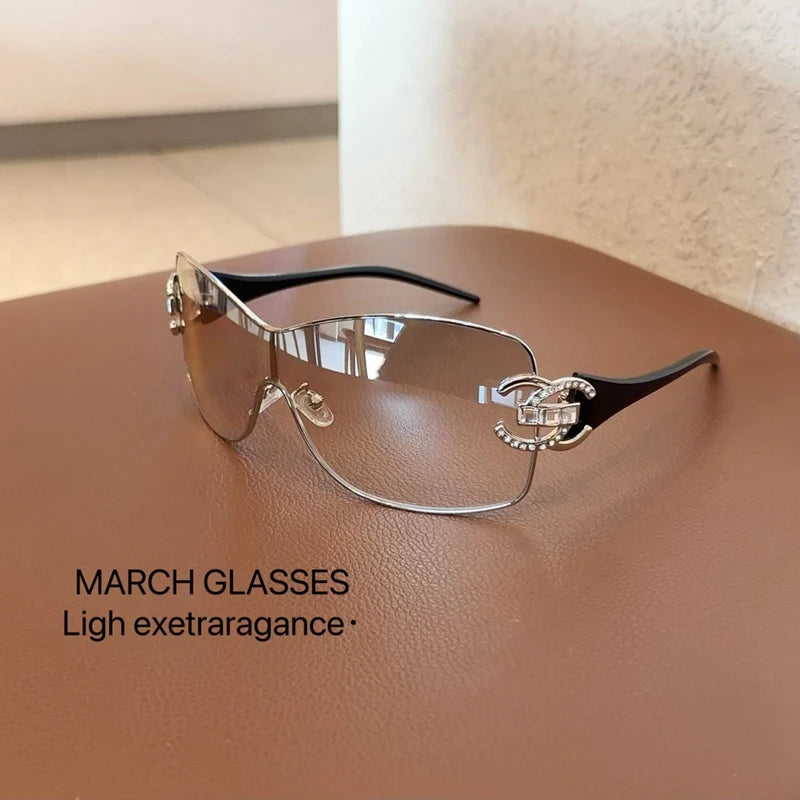 Linked-Frame Luxury Sunglasses – Bold & Modern
