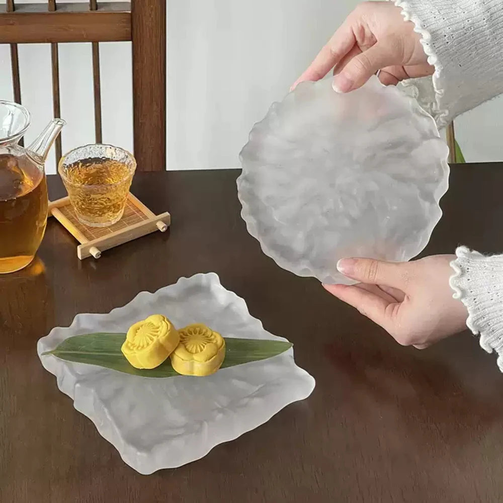 Frosted Glass Plate – Minimal Transparent Dinnerware
