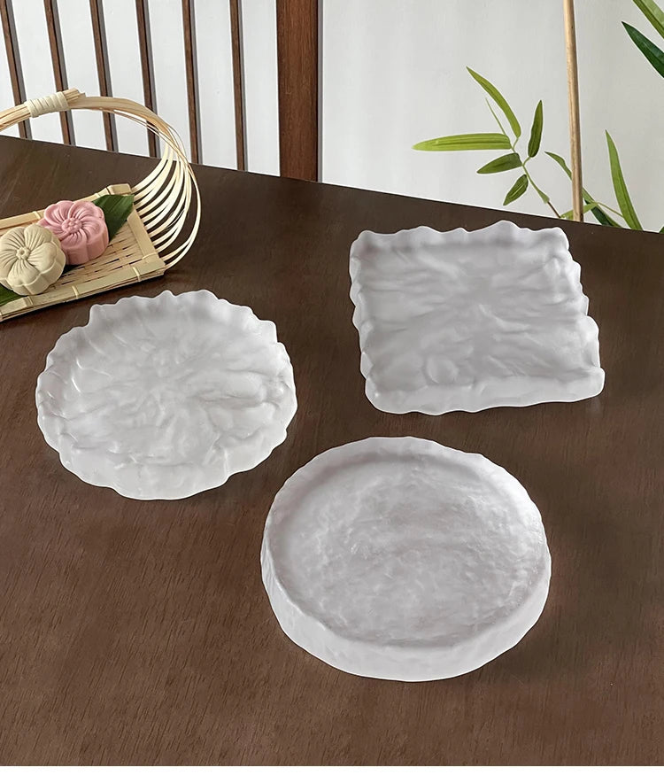Frosted Glass Plate – Minimal Transparent Dinnerware