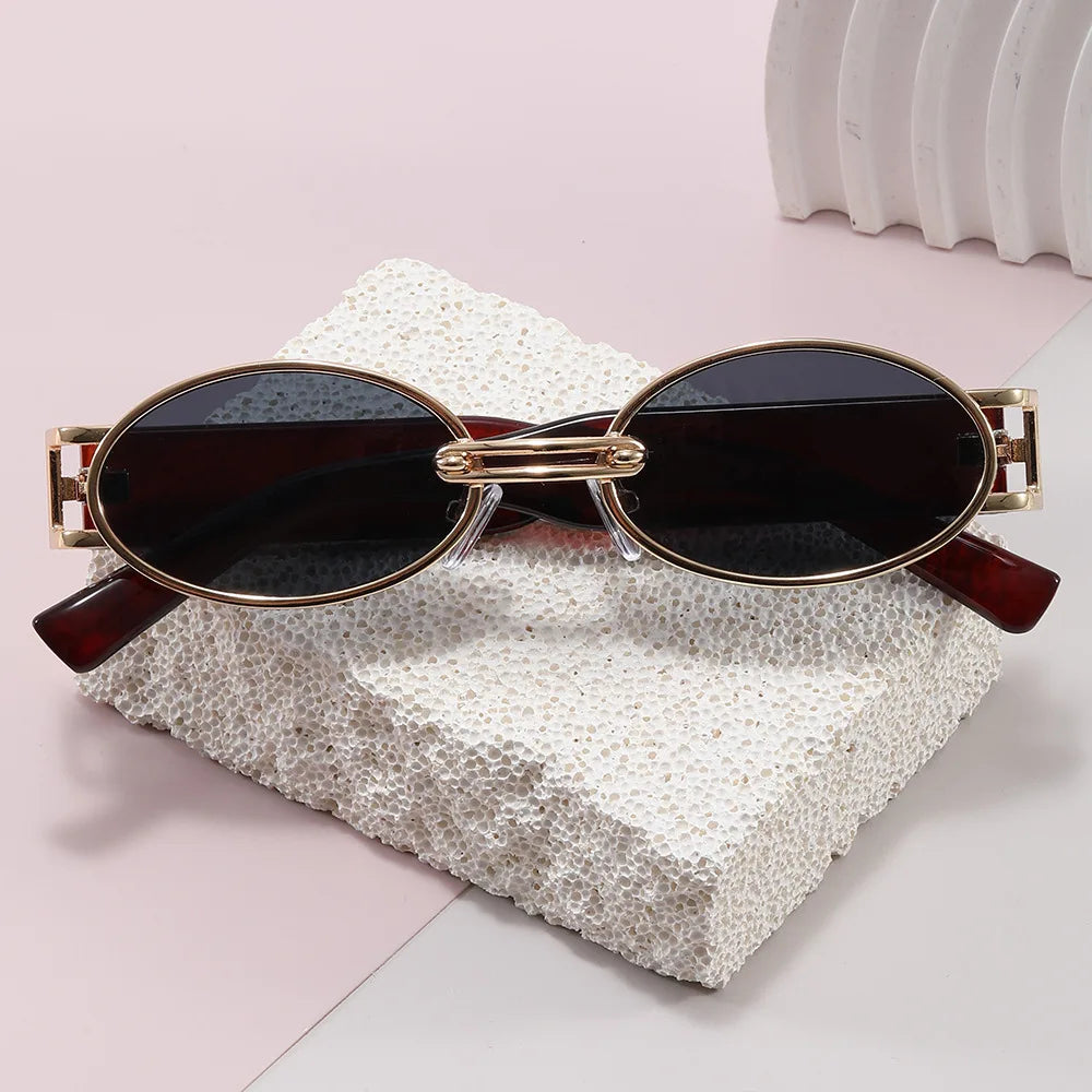 Retro Oval UV400 Sunglasses – Slim Vintage Silhouette