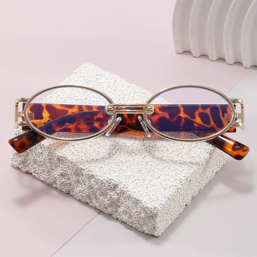 Retro Oval UV400 Sunglasses – Slim Vintage Silhouette