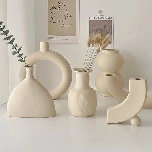 Minimal Bedroom Desktop Décor Prop – Aesthetic Accent