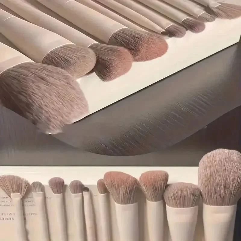 10-Piece Makeup Brush Set – Blend & Buff
