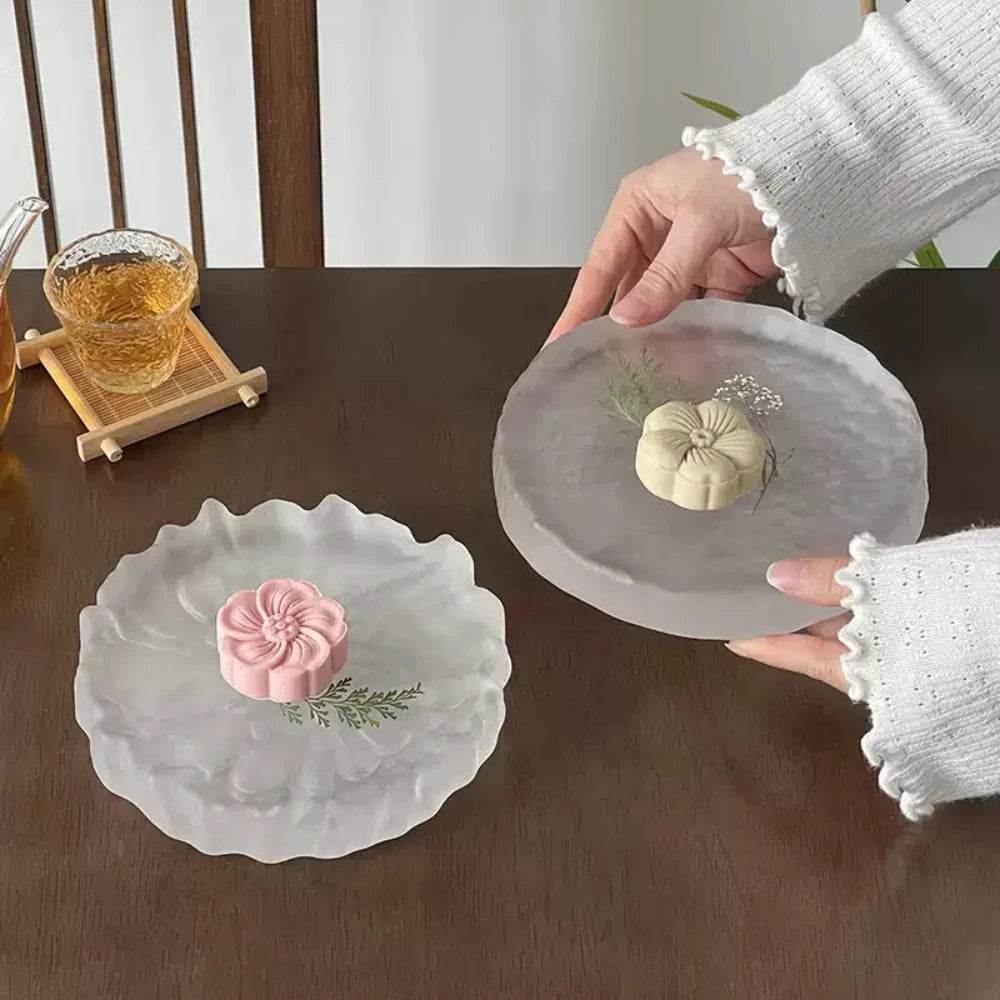 Frosted Glass Plate – Minimal Transparent Dinnerware