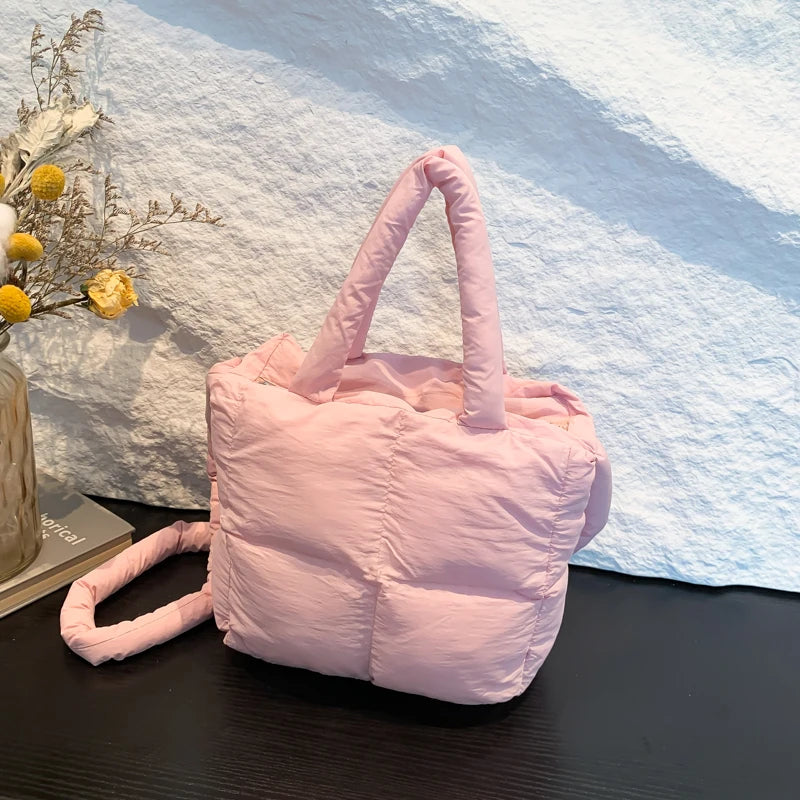 Cloud Quilt Shoulder Bag – Soft & Padded